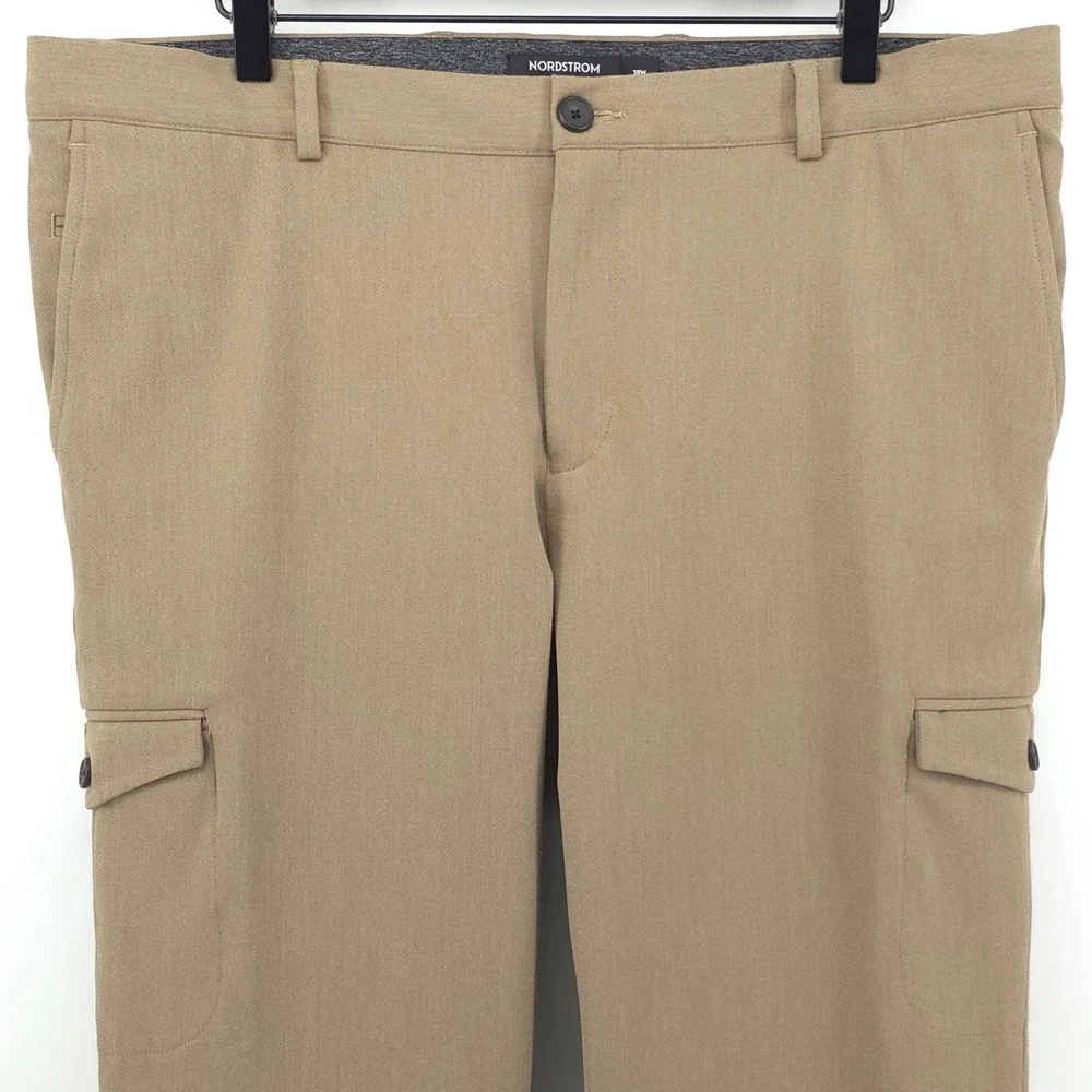 Nordstrom Tech-Smart Men Cargo Pants 38x30 Khaki Slim Fit Coolmax Performance